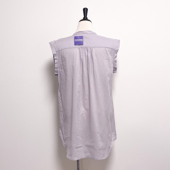 Vivienne Tam Light Gray Button Down V Neck Cuff Extended Shoulder Blouse NWT 10 - Picture 6 of 8